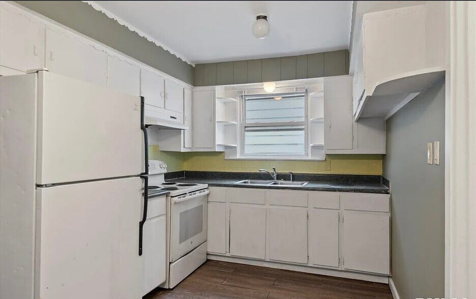 Primary Photo - 1127 N 6th St