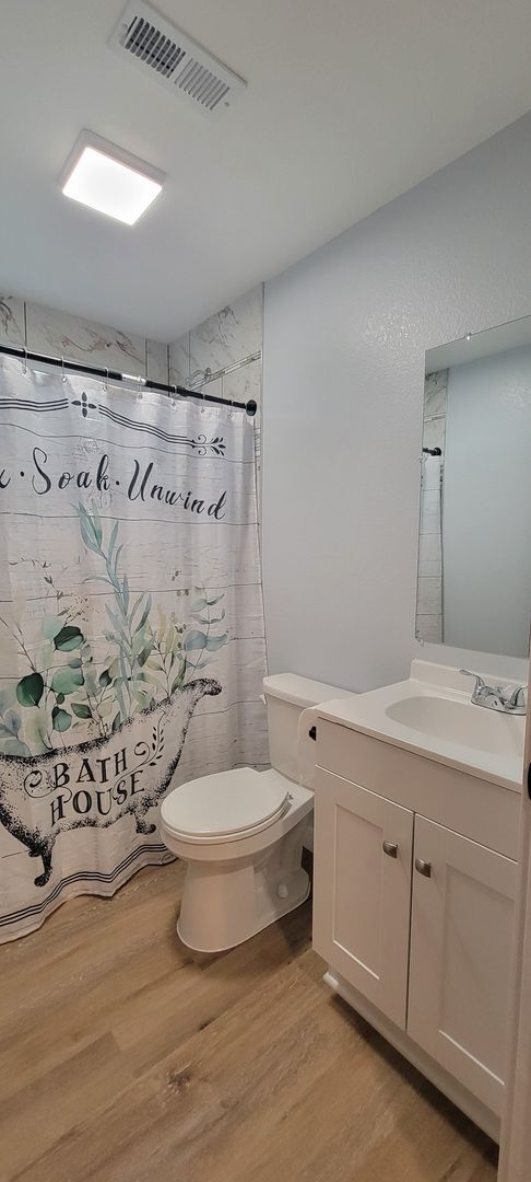 Building Photo - 414 N Madison St