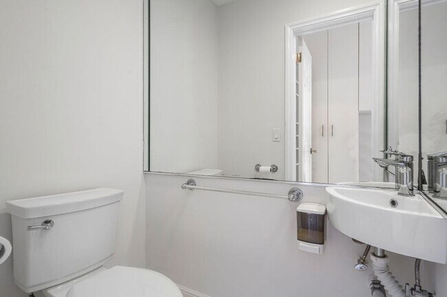 Building Photo - 263 S Maya Palm Dr