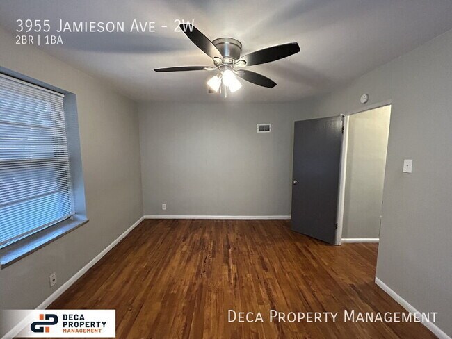 Building Photo - 3955 Jamieson Ave