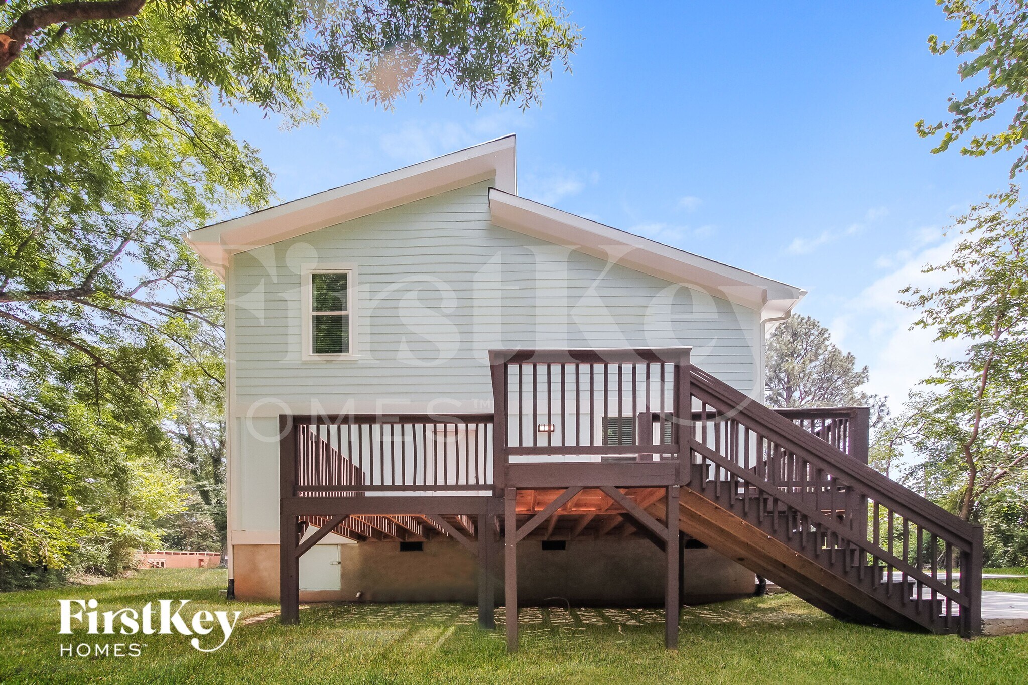 Building Photo - 81 May St