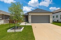 Building Photo - 204 Mountain Meadow Ln