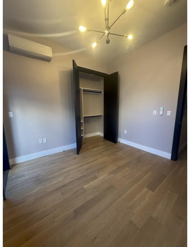 Building Photo - 172 New York Ave