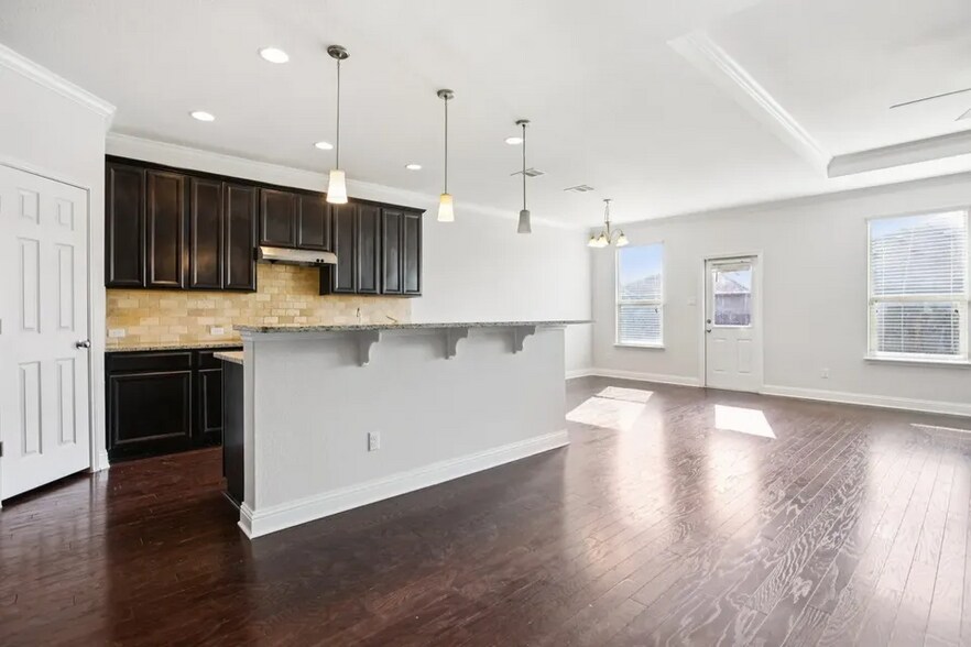 Building Photo - 19717 Shinning Isle Run