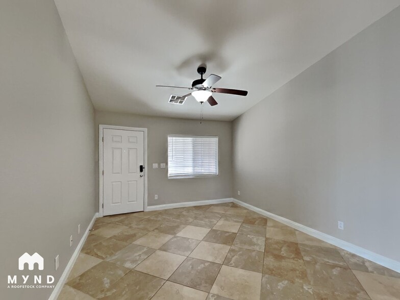 Building Photo - 10429 Aloe Cactus St