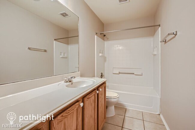 Building Photo - 3 br, 2.5 bath House - 105 Fazio Dr UNIT