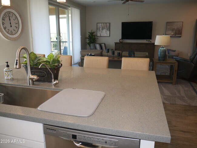 Building Photo - 5100 E Rancho Paloma Dr