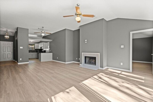 Building Photo - 2006 Kelona Dr