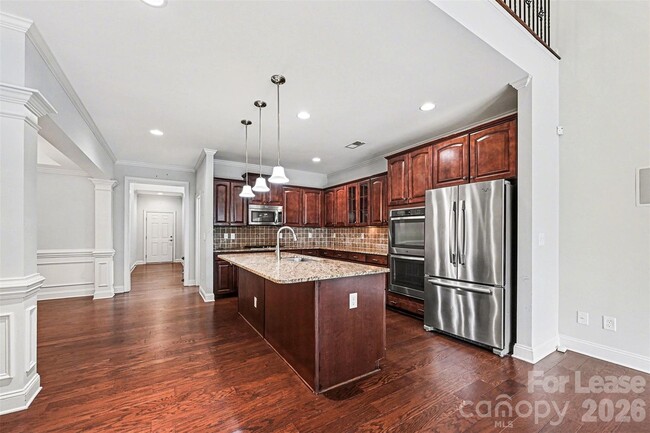 Building Photo - 5623 Triveny Rd