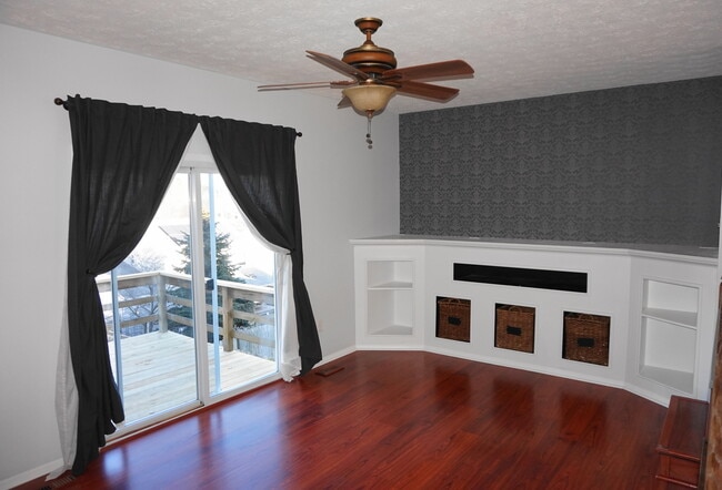 Building Photo - Charming 3Bed/2.5 Bath in Nottingham!