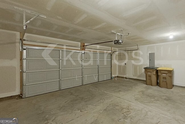 Building Photo - 103 Western Red Cedar Dr