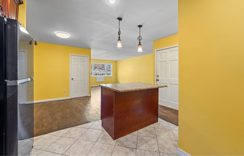 Building Photo - 42-38 Judge St