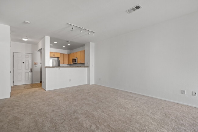 Building Photo - 6400 Crescent Park E