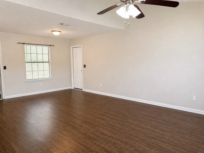 Building Photo - 8085 Talley Ann Dr