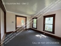 Building Photo - 721 Egleston Ave