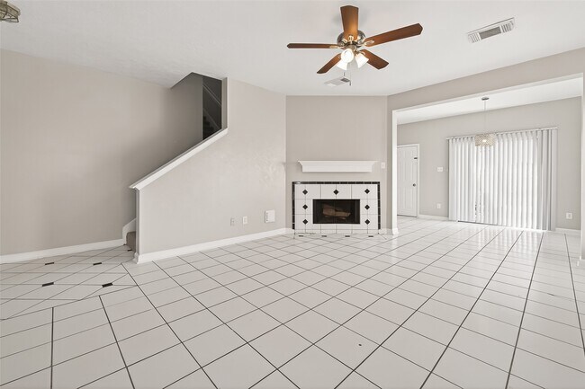 Building Photo - 4018 Timber Corner