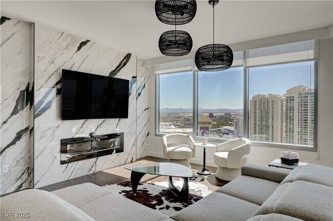 Building Photo - 222 Karen Ave