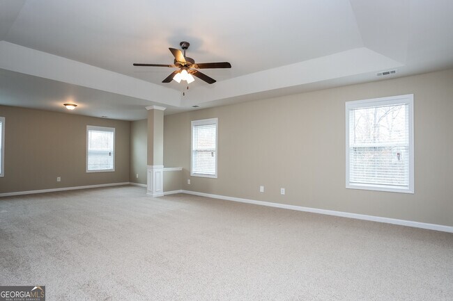 Building Photo - 2729 Palmview Ct SW