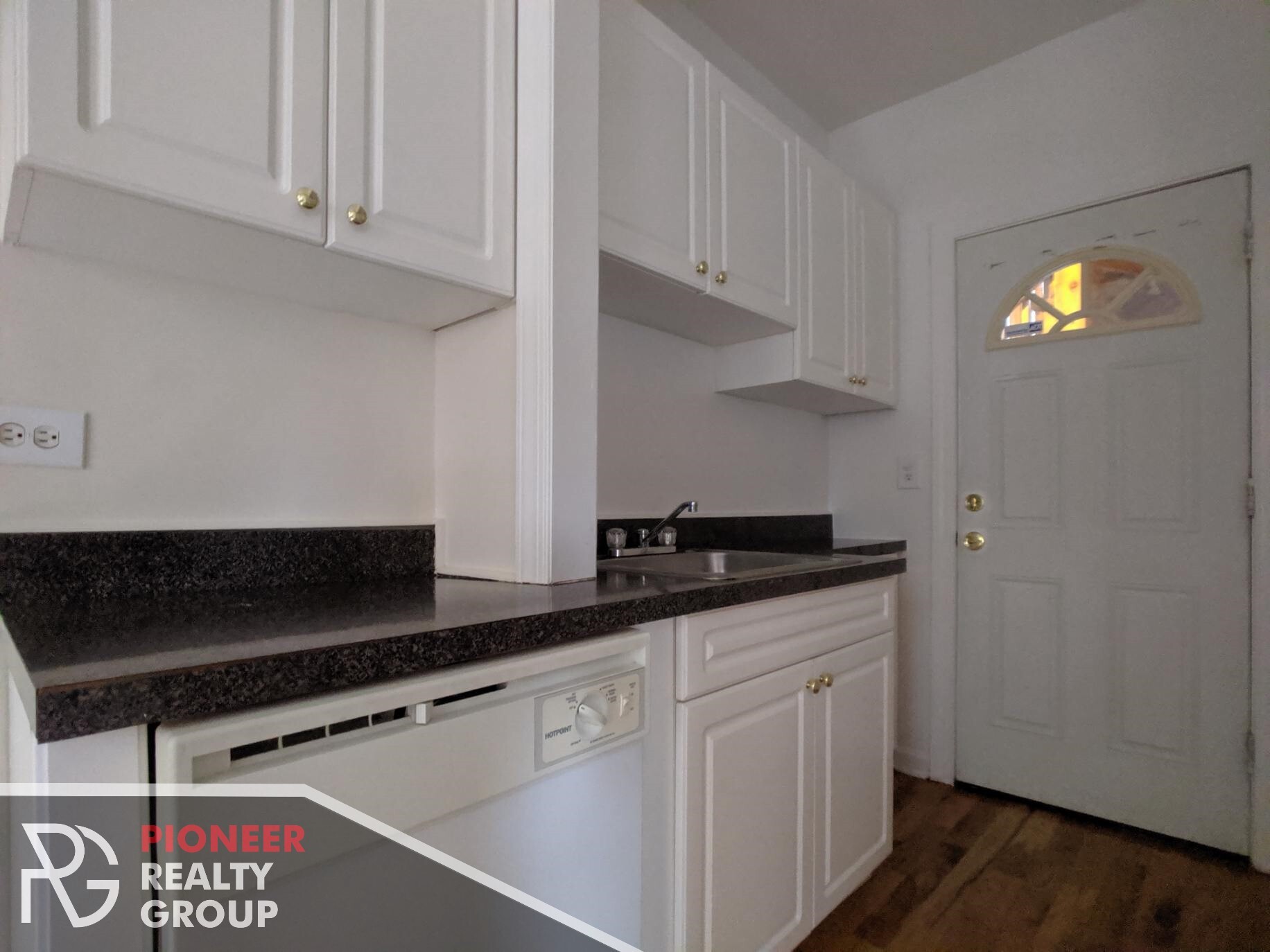 Building Photo - 3832 N Fremont St