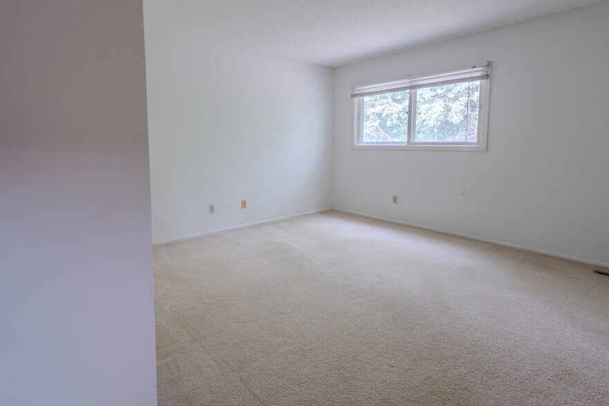 Building Photo - 1511 Trapp Court