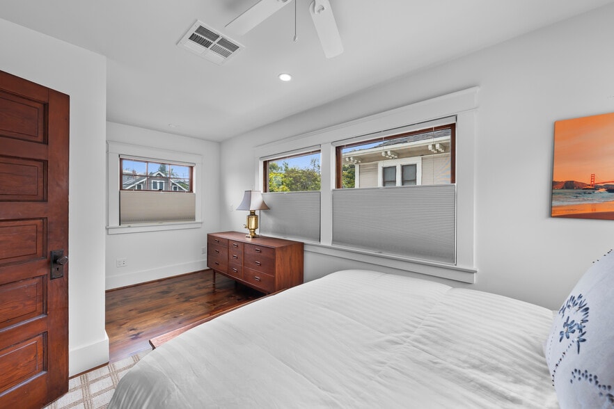 Building Photo - 311 N Gertruda Ave