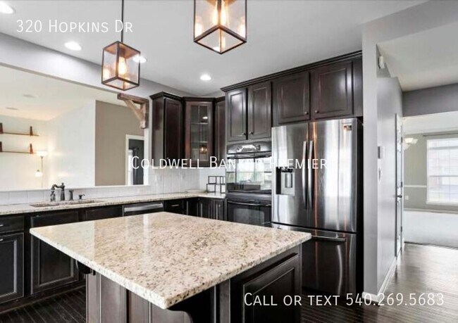 Building Photo - 320 Hopkins Dr