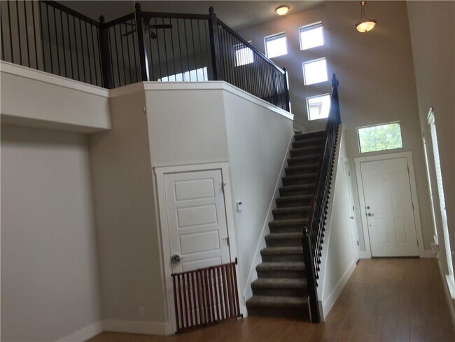 Building Photo - 2101 Rivers Edge Way