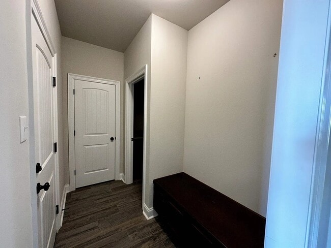 Building Photo - 10036 Dunleith Lp