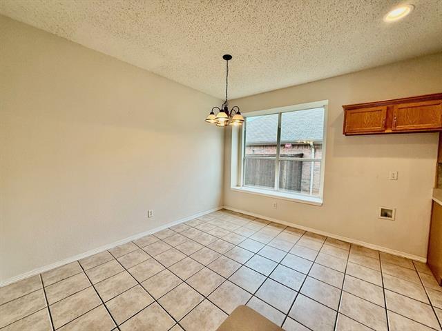 Building Photo - 3900 Braxton Ln