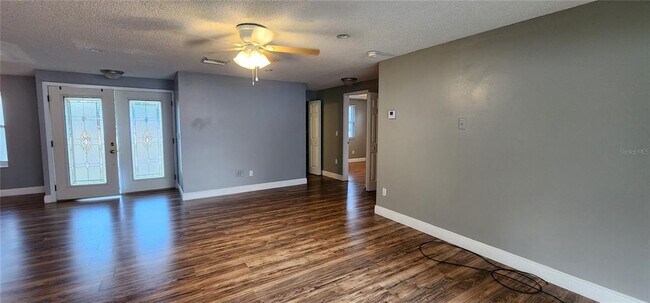 Building Photo - 2408 Kimberly Dr