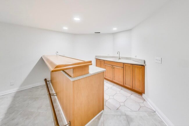 Building Photo - 1620 Timber Woods Ln