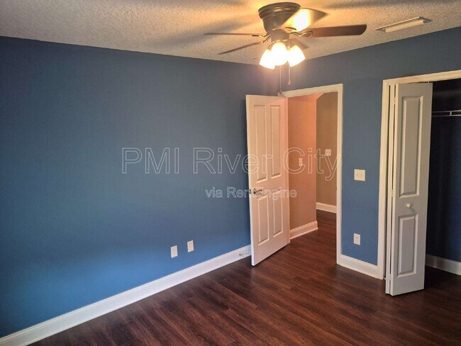 Building Photo - 53671 Carrington Dr