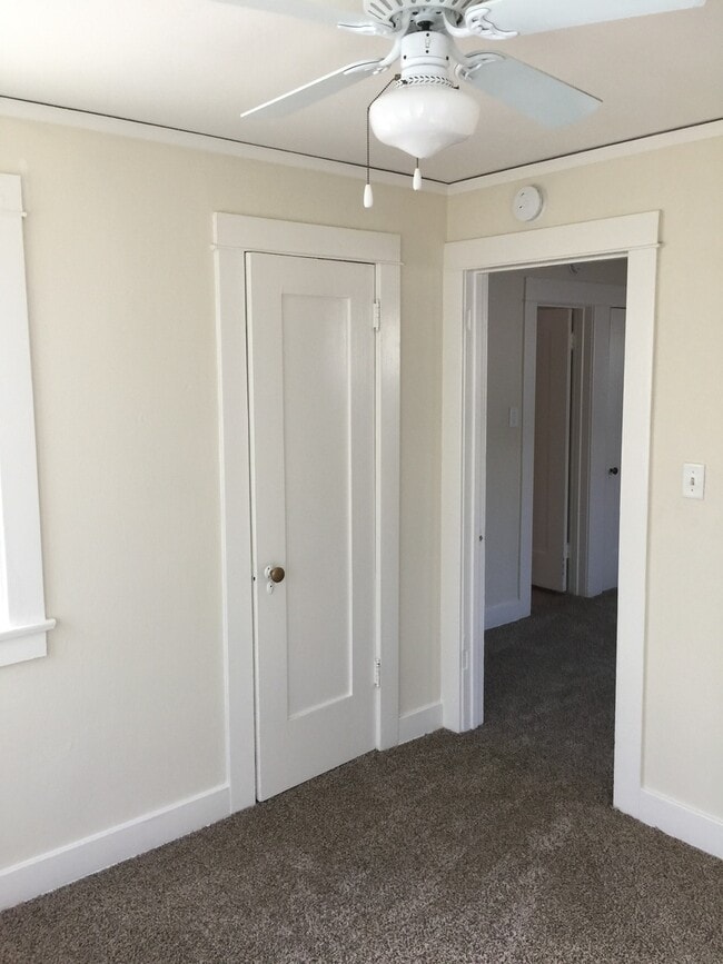 Building Photo - 3685 Arizona St