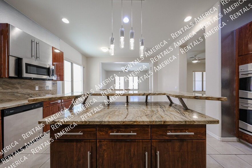 Building Photo - 6290 W Admiral Way
