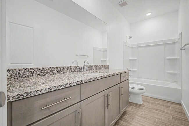 Building Photo - 6232 E University Dr