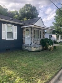 Building Photo - 1506 Ivy Heights