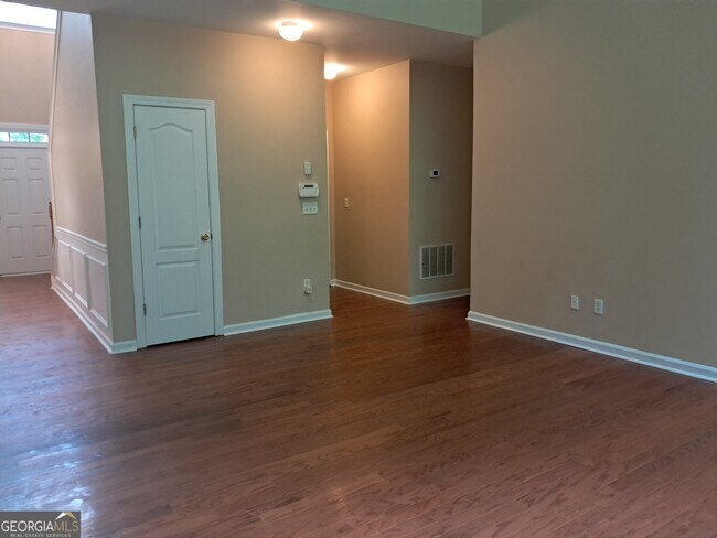 Building Photo - 3505 Arbroath Dr