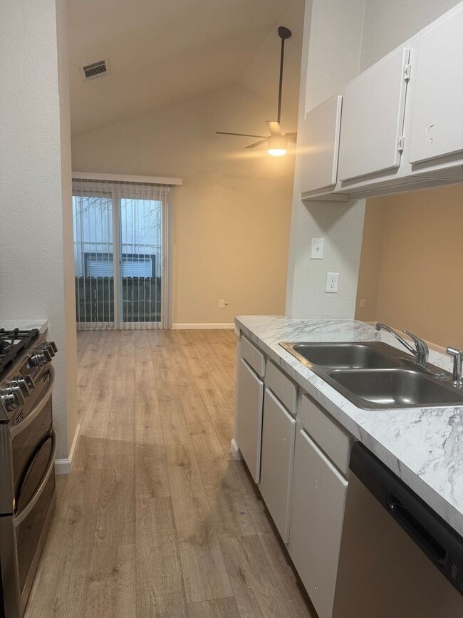 Building Photo - 1809 Prairie Knoll Ct