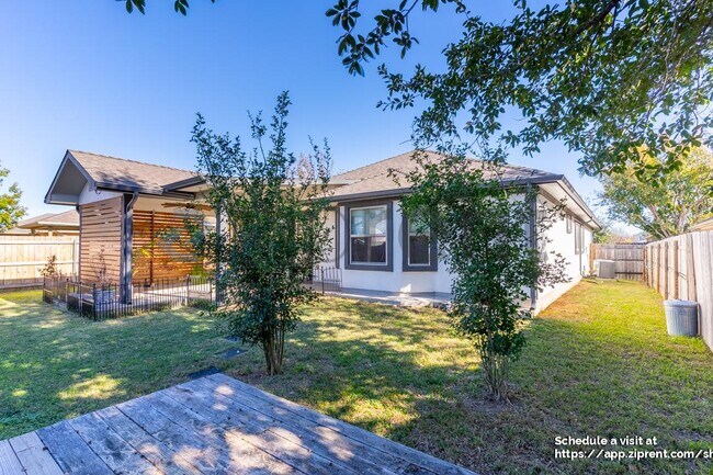 Building Photo - 19004 Mangan Way