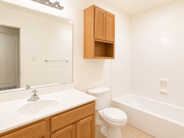 Building Photo - 2067 Violeta Cir SE