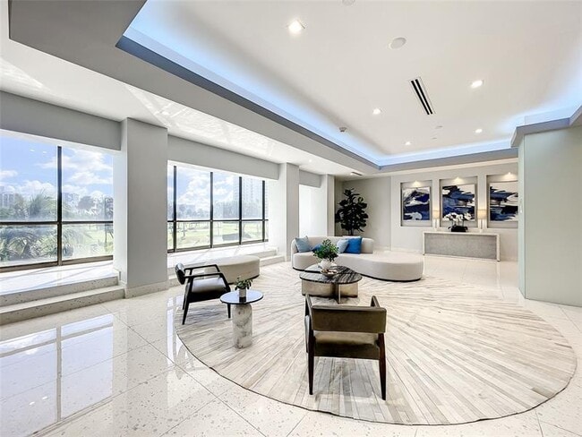 Building Photo - 20329 W Country Club Dr
