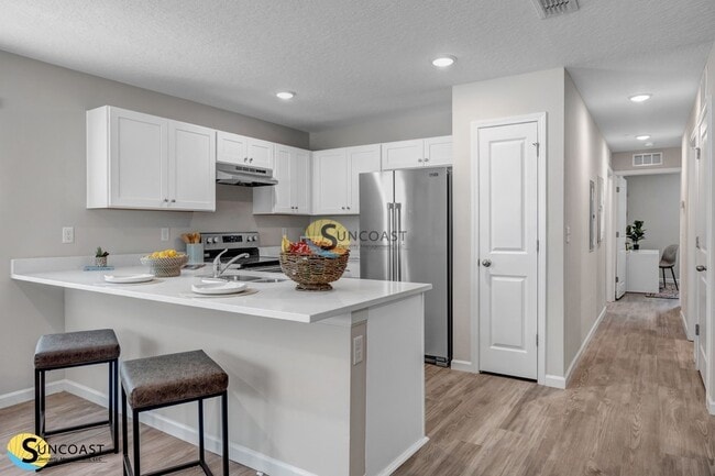 Building Photo - 6505 Breezy Oaks Wy