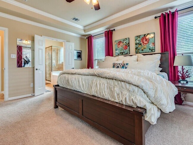 Building Photo - 2816 Canyon Valley Run