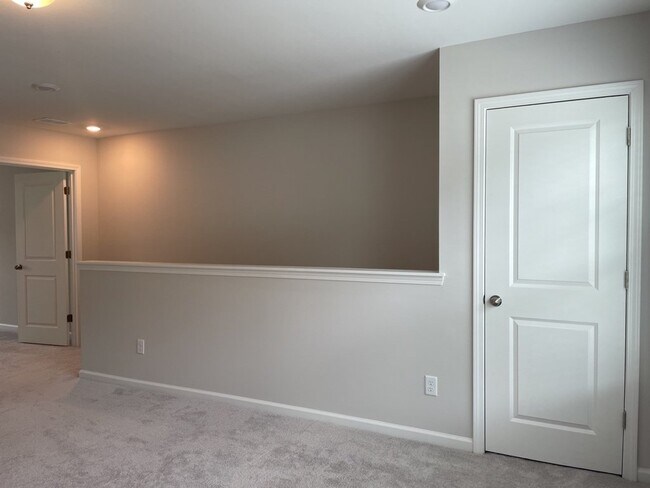 Building Photo - 2903 Siebold Dr