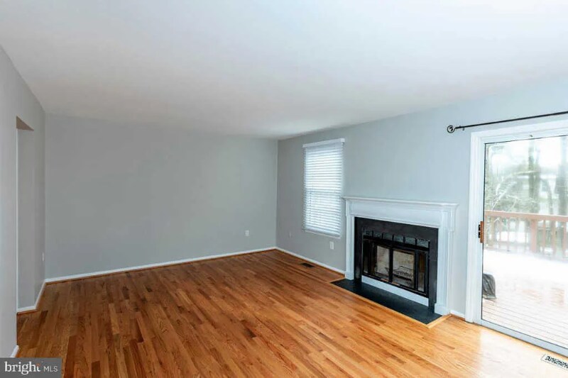 Building Photo - 6396 Shaundale Dr