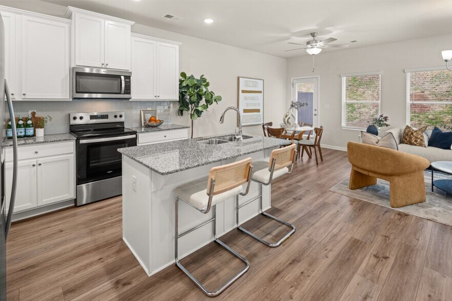 Building Photo - 4270 Notting Hill Dr SW