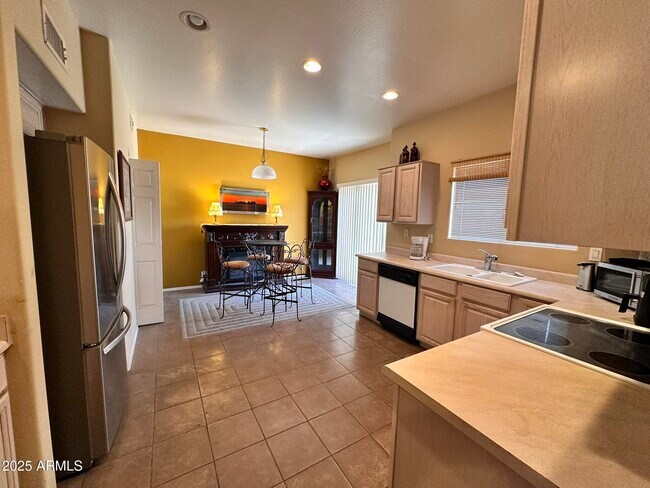 Building Photo - 17237 E Grande Blvd