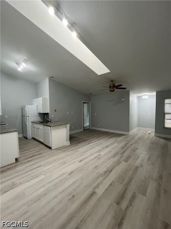 Building Photo - 5111 SW Courtyards Ct