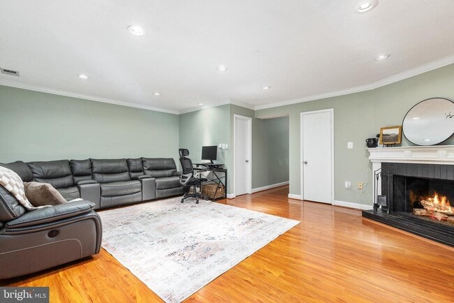 Building Photo - 4920 Herkimer St