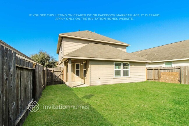 Building Photo - 18819 Dennington Dr